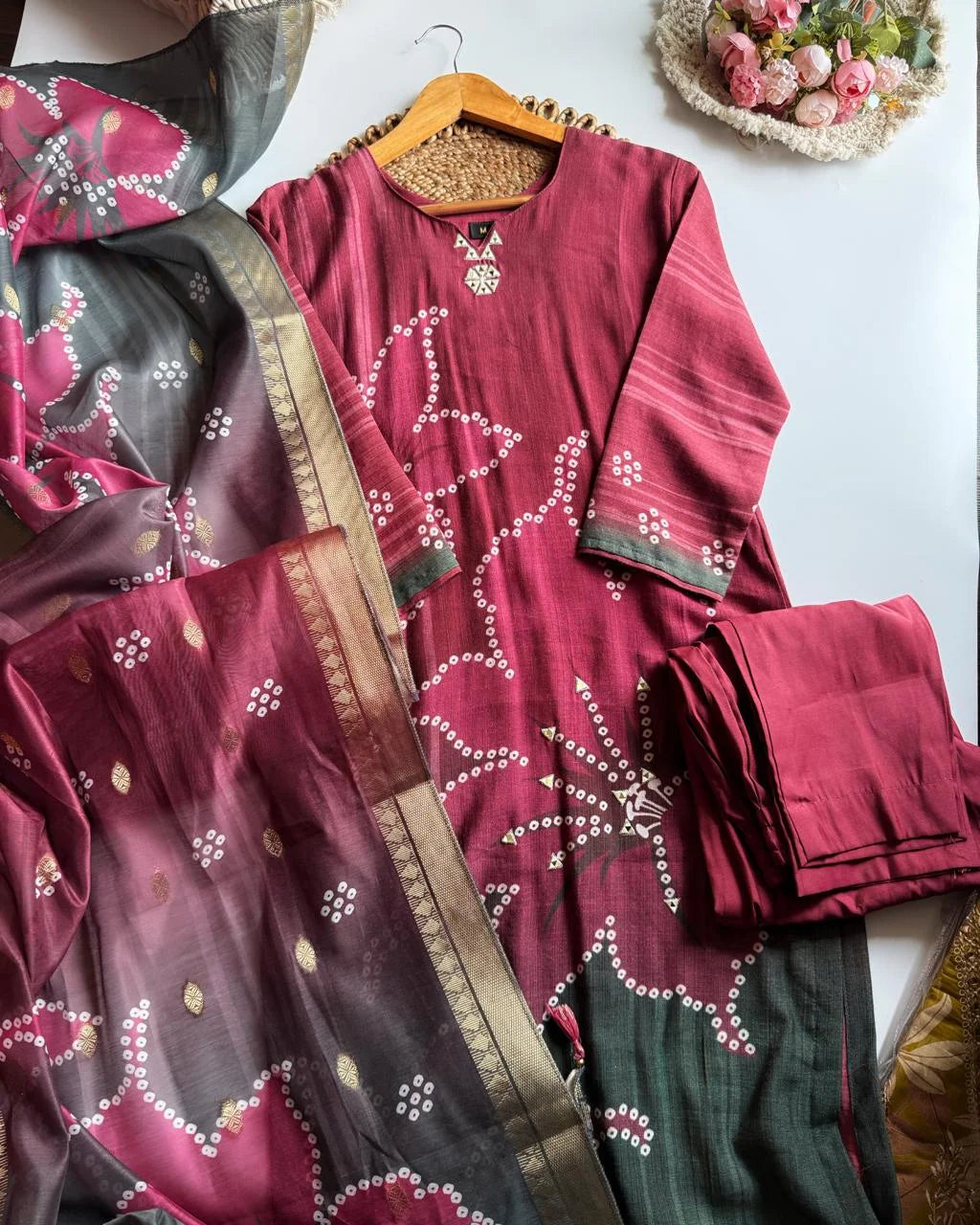 Cotton Muslin Suit With Bandhej Dupatta – Reddish