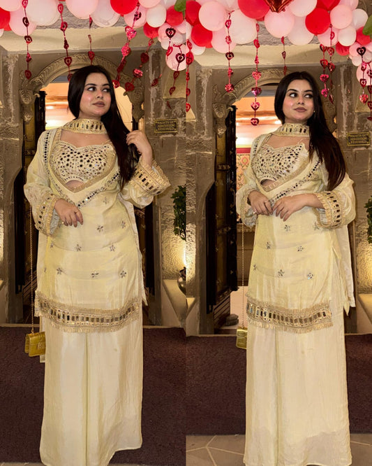 Premium Ivory Tissue 4-piece Bustier Set –