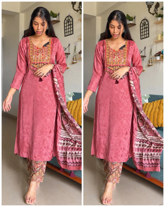 Gulabi Mehr – Premium Crepe Embroidered Three-Piece Suit Set