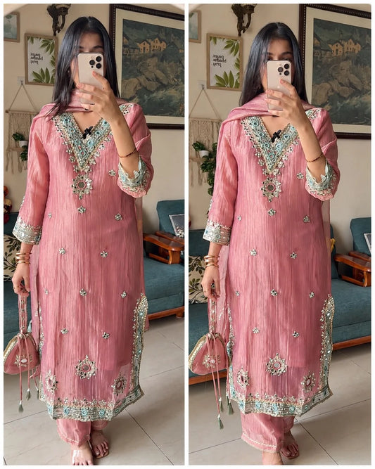 Gulabi Noor – Luxury Crush Salsa 4-Piece Set