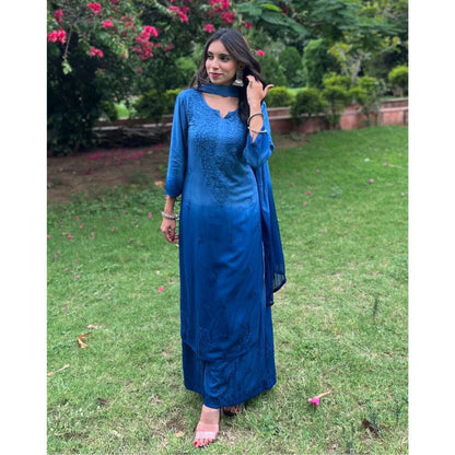 Dual-Toned Ombre Chikankari Set – Royal Blue